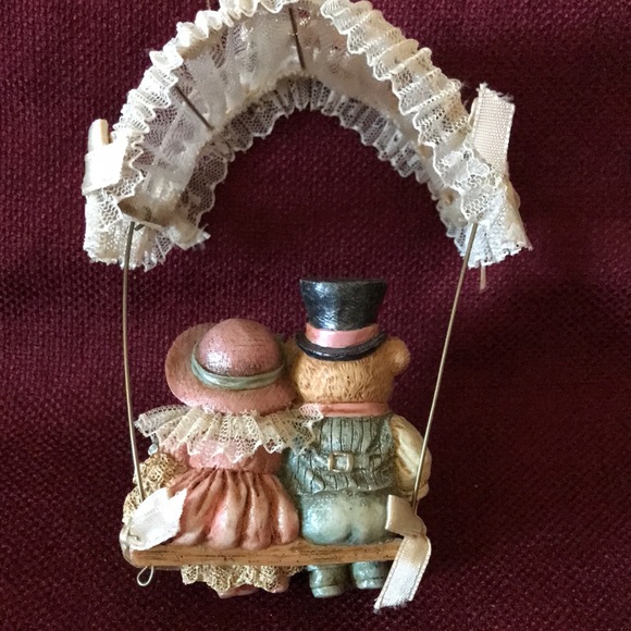 Vintage Louis Nichole Victorian Ornament - Picture 3 of 7